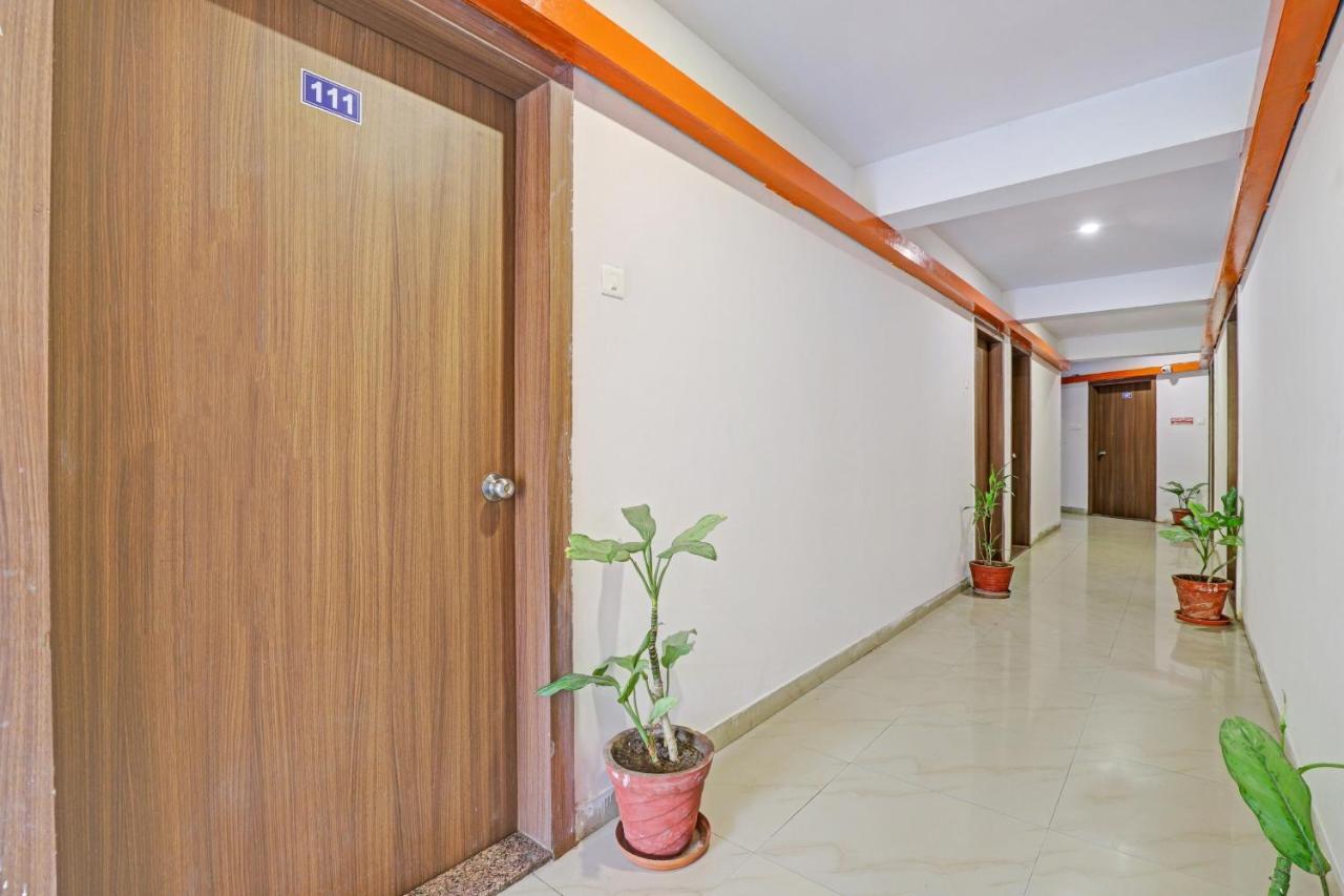 Oyo Flagship Hotel Residency Silvassa Extérieur photo